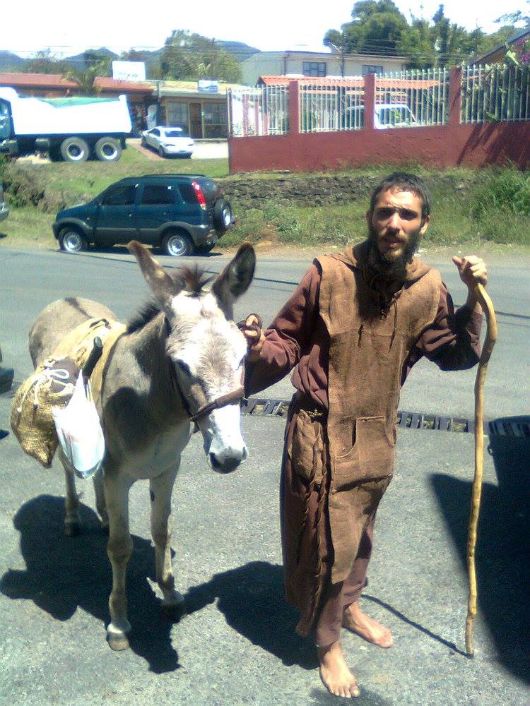 Caminando con el burro